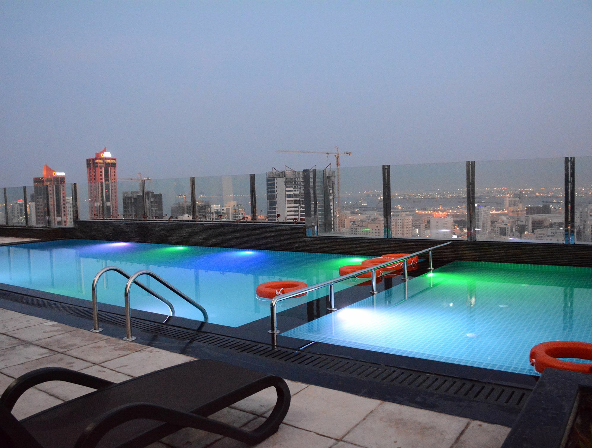 Juffair Avenue Suites Manama Exterior foto